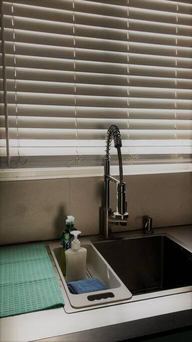 Lovely 1 Bedroom Apartment W/Private Parking إنسينادا المظهر الخارجي الصورة